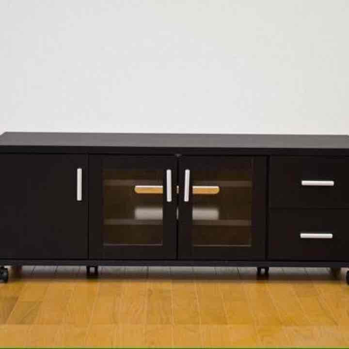 大人気！TVラック