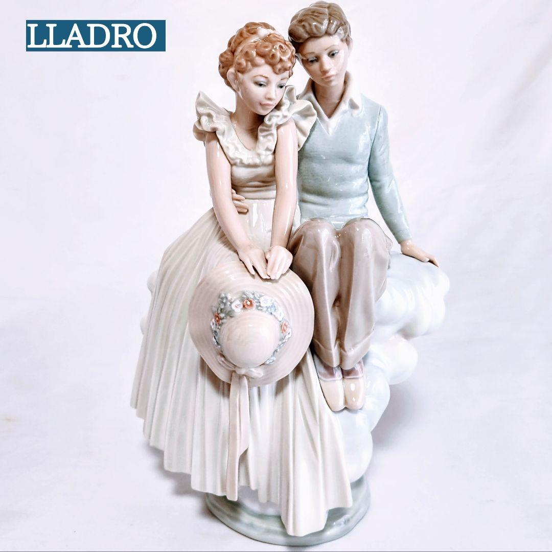 リヤドロ【希少美品】フィギュリン《ヤングラブ》《天にも昇る気持ち》No.1409