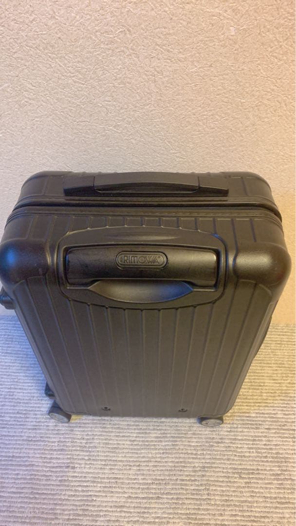本物 RIMOWA リモワ サルサ　4輪 マットブラック 32L 機内