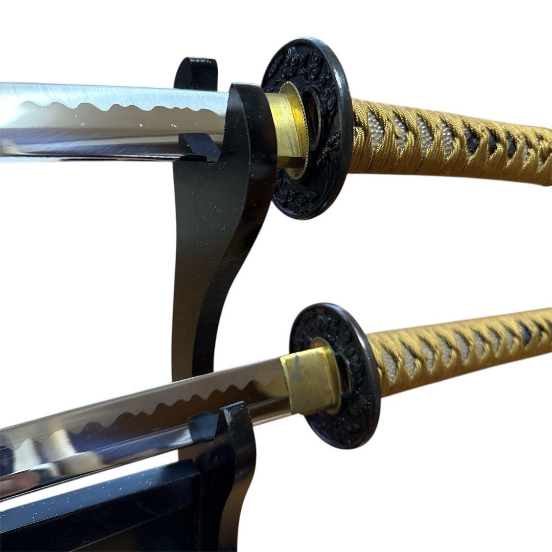 【美品】高級模造刀 ２本セット　打刀 日本刀 武具 観賞用　コスプレ　台座付き