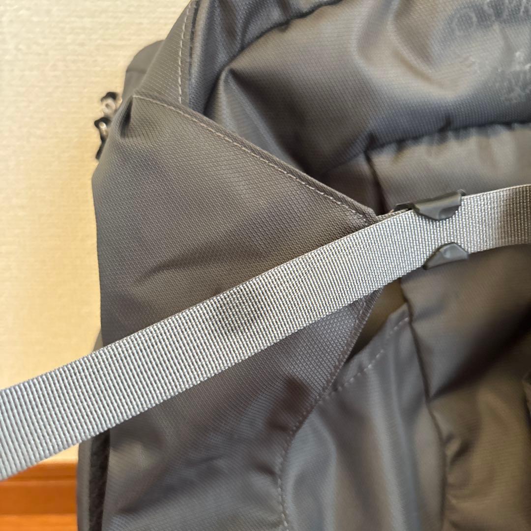 OSPREY Farpoint 40 現行モデル グレー M/L 機内持込