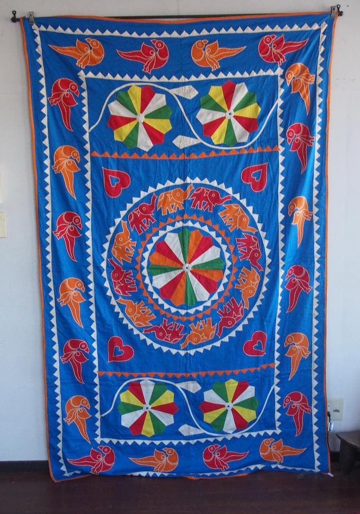 インド グジャラート アップリケ 壁飾り布