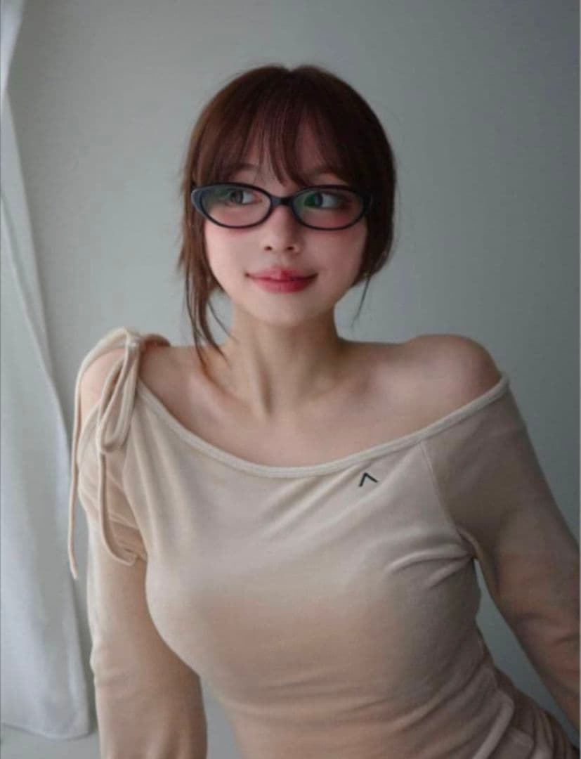 【新品未開封】『andmary 』Ruth velour tops beige