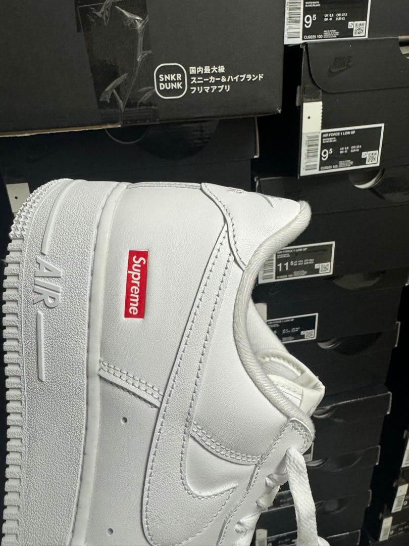 Nike Air Force 1 Supreme ホワイト-29