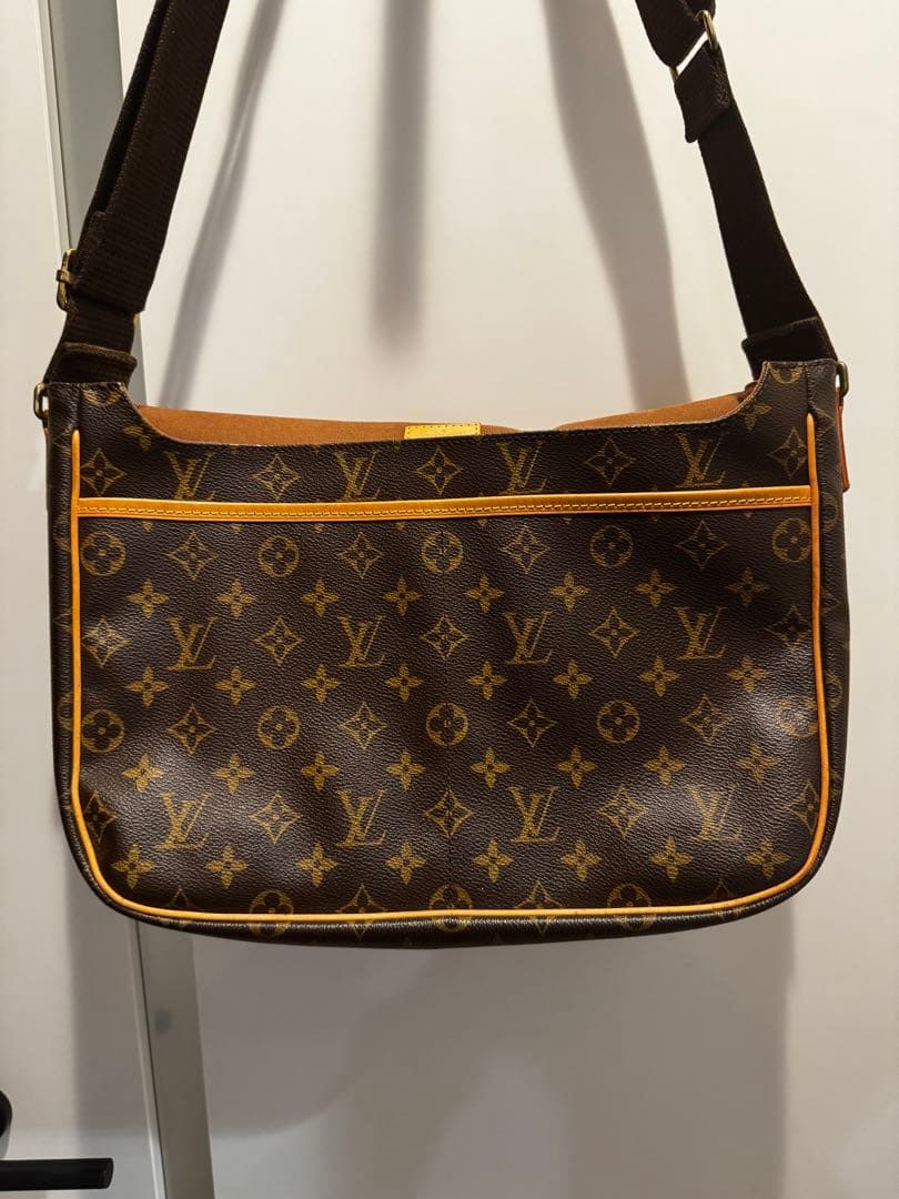 LOUIS VUITTON ボスフォールGM