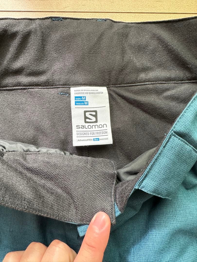【美品】サロモン スキーウェアズボン　Mサイズ 緑（青との中間）