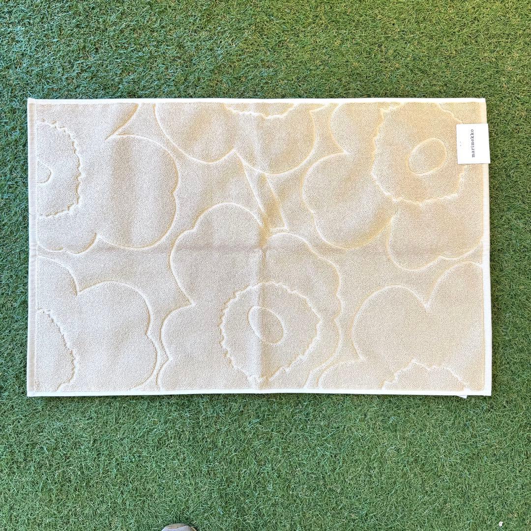 マリメッコ　ウニッコ　バスマット