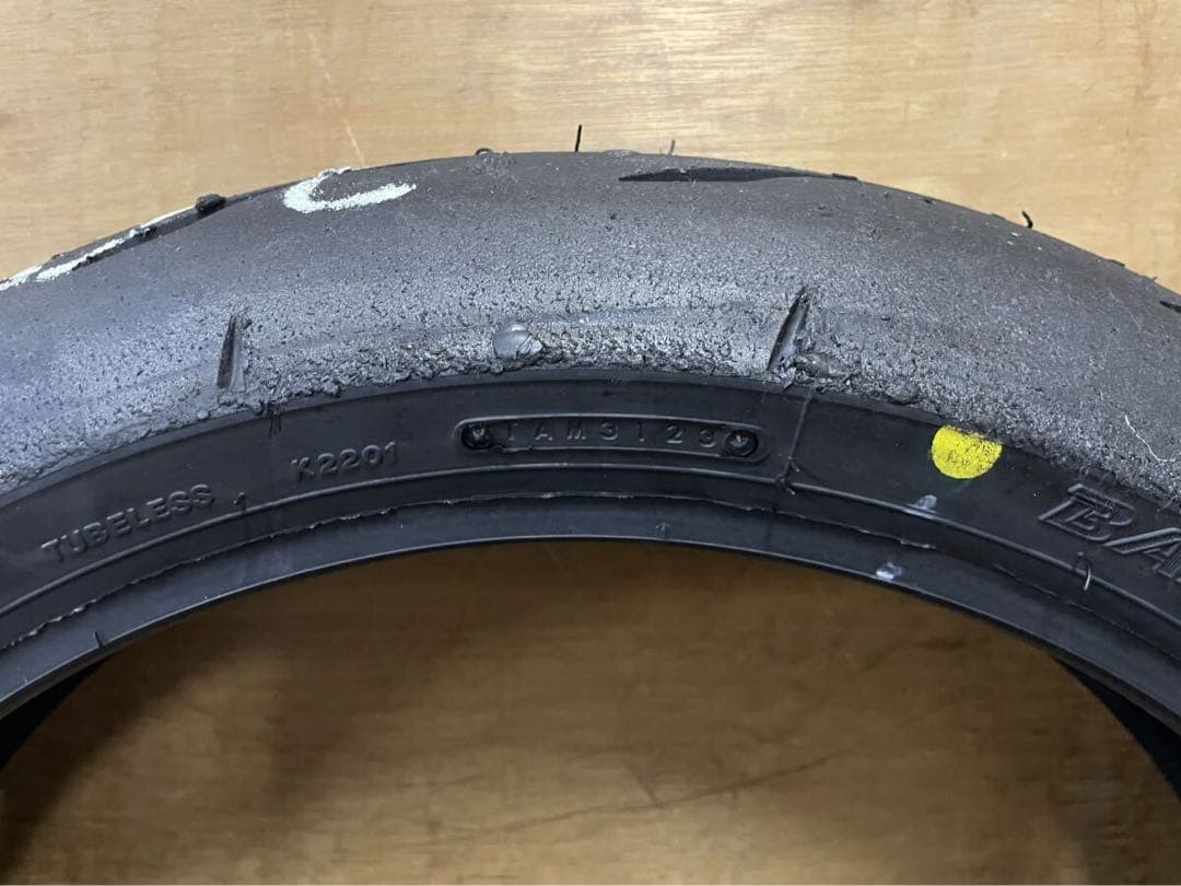 ブリジストンR11 120/600R17 180/640R17 180/55