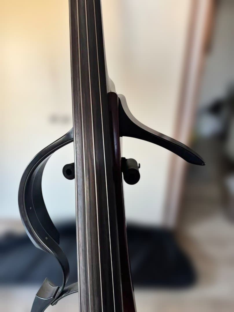 ベース Yamaha SLB100