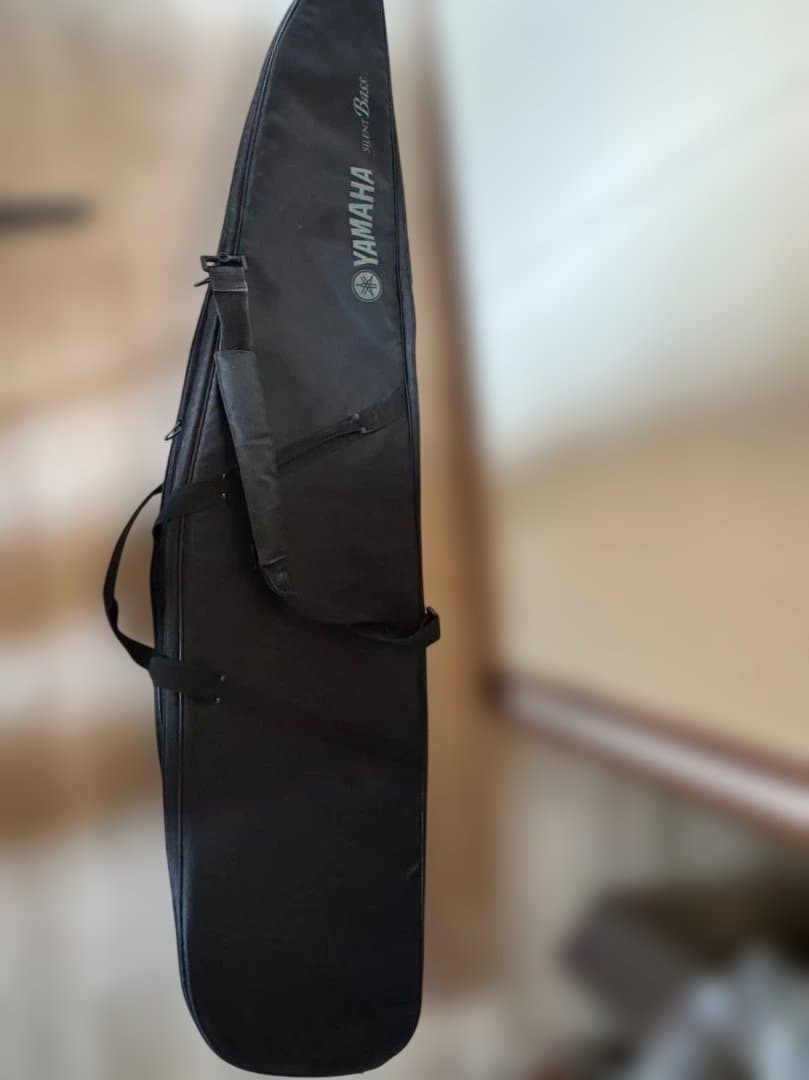 ベース Yamaha SLB100