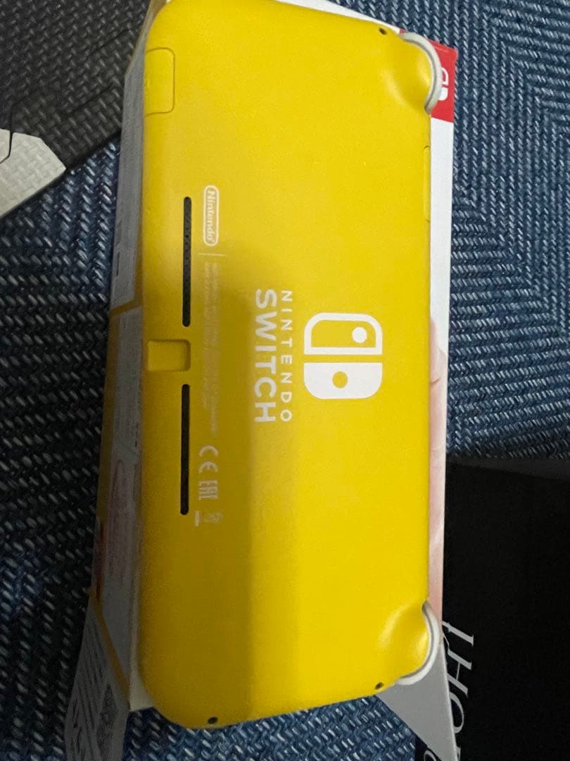 Switch Liteイエロー＋ポケットモンスターバイオレット＋スプラトゥーン2