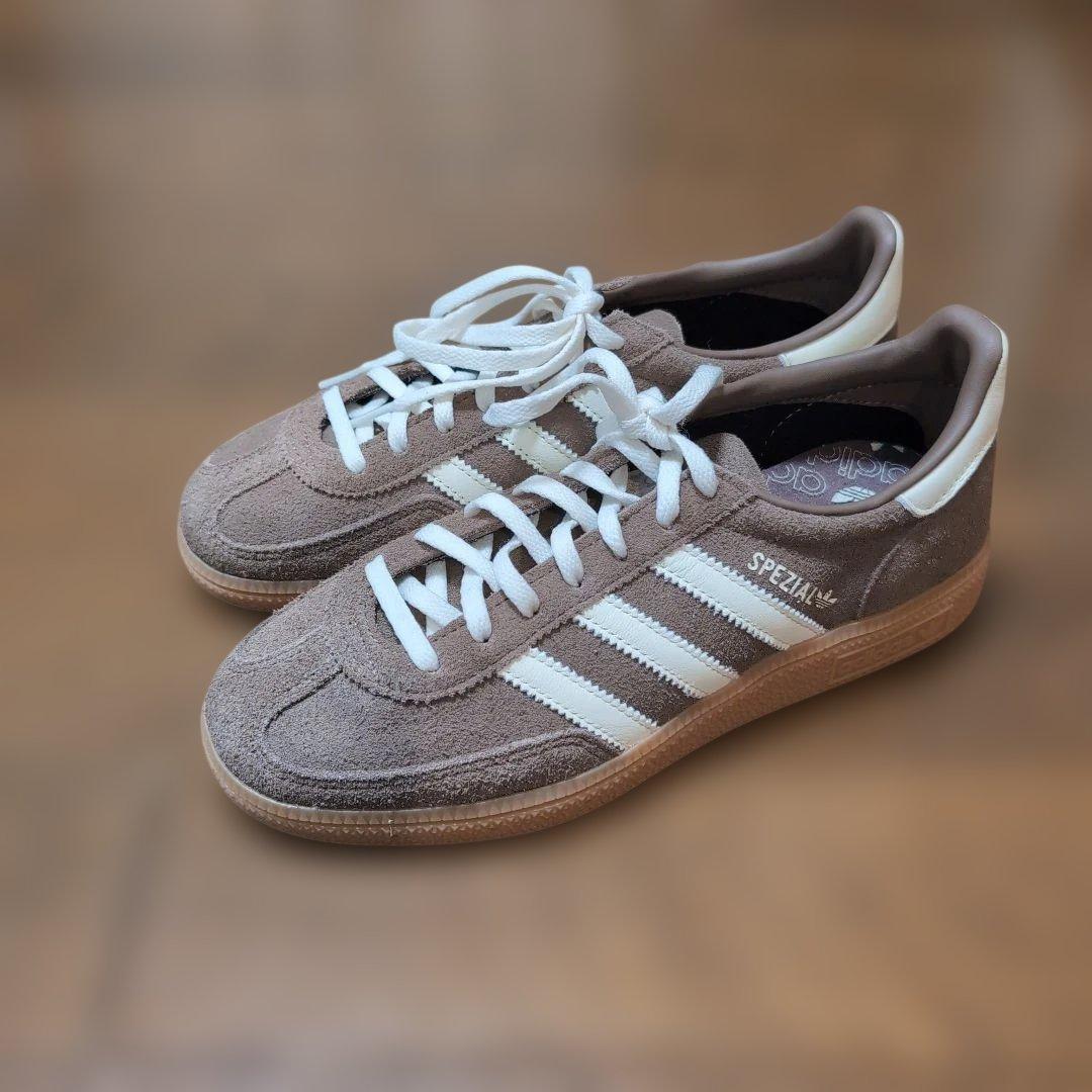 未使用　アディダス　スペツィアル　２４センチ