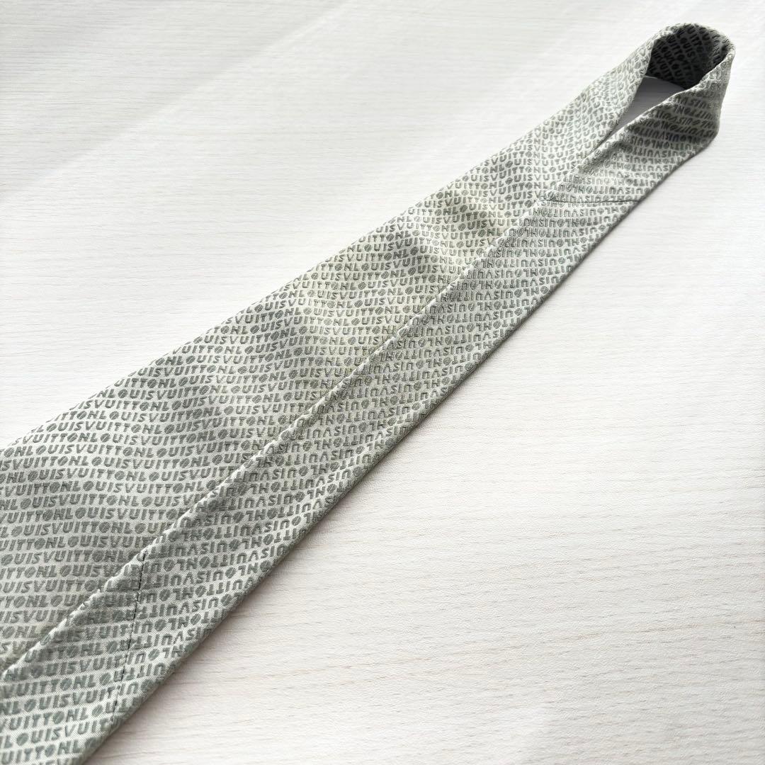 LOUIS VUITTON ルイヴィトン グレー ロゴマニア シルク ネクタイ