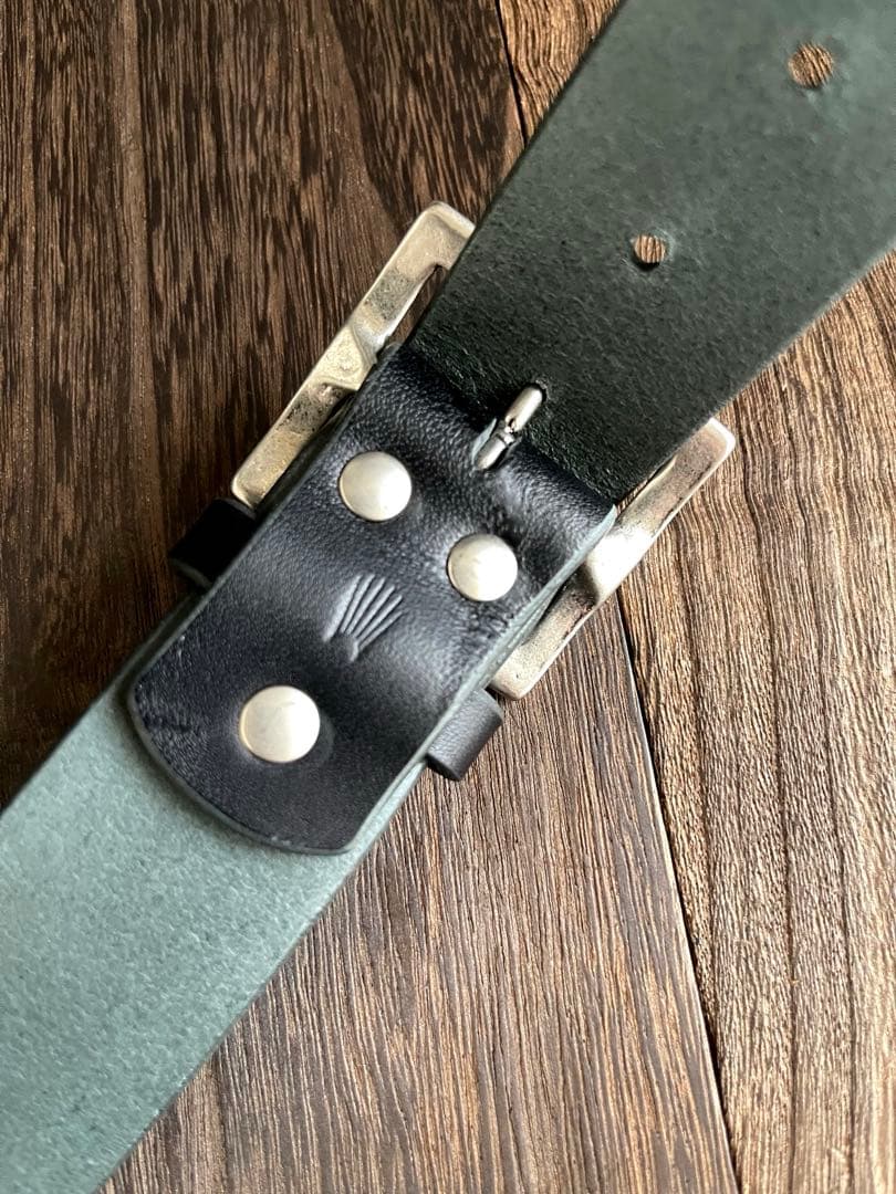 スタッズギャリソンベルト　牛ヌメ　シルバー　38mm HTC CALEE