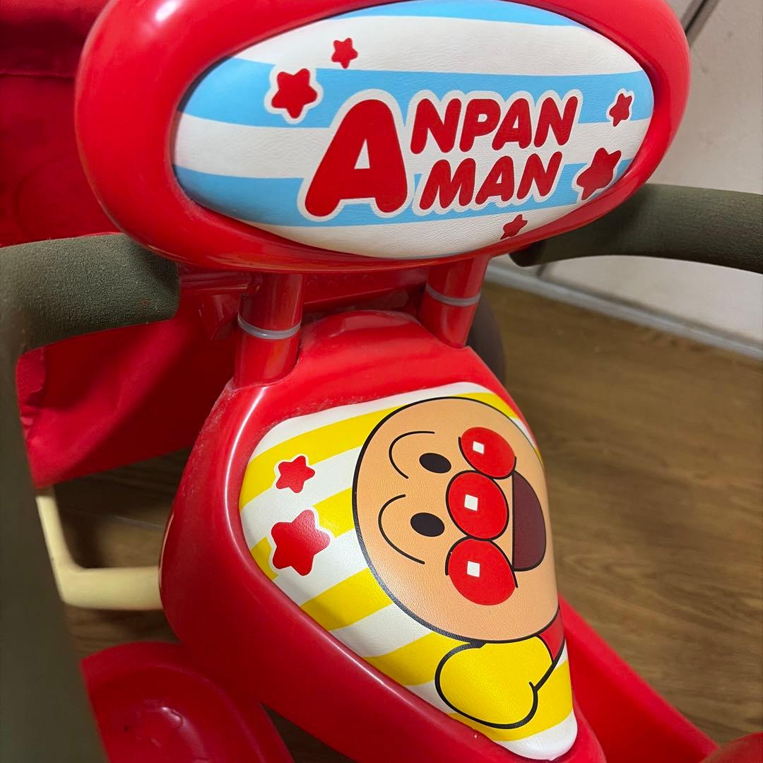 【美品】アンパンマン 三輪車 それいけ！アンパンマン デラックスII レッド 赤