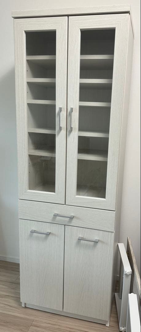 【値下げ中】キッチン　食器棚　ホワイト