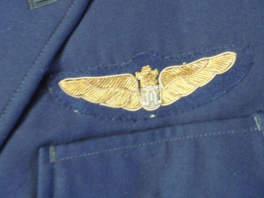 AKa6271　レトロ　パイロット？　古い制服　上下　セット　虫くいあり