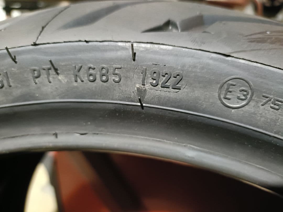ピレリ ANGEL ST 120/70ZR17 180/55ZR17 セット