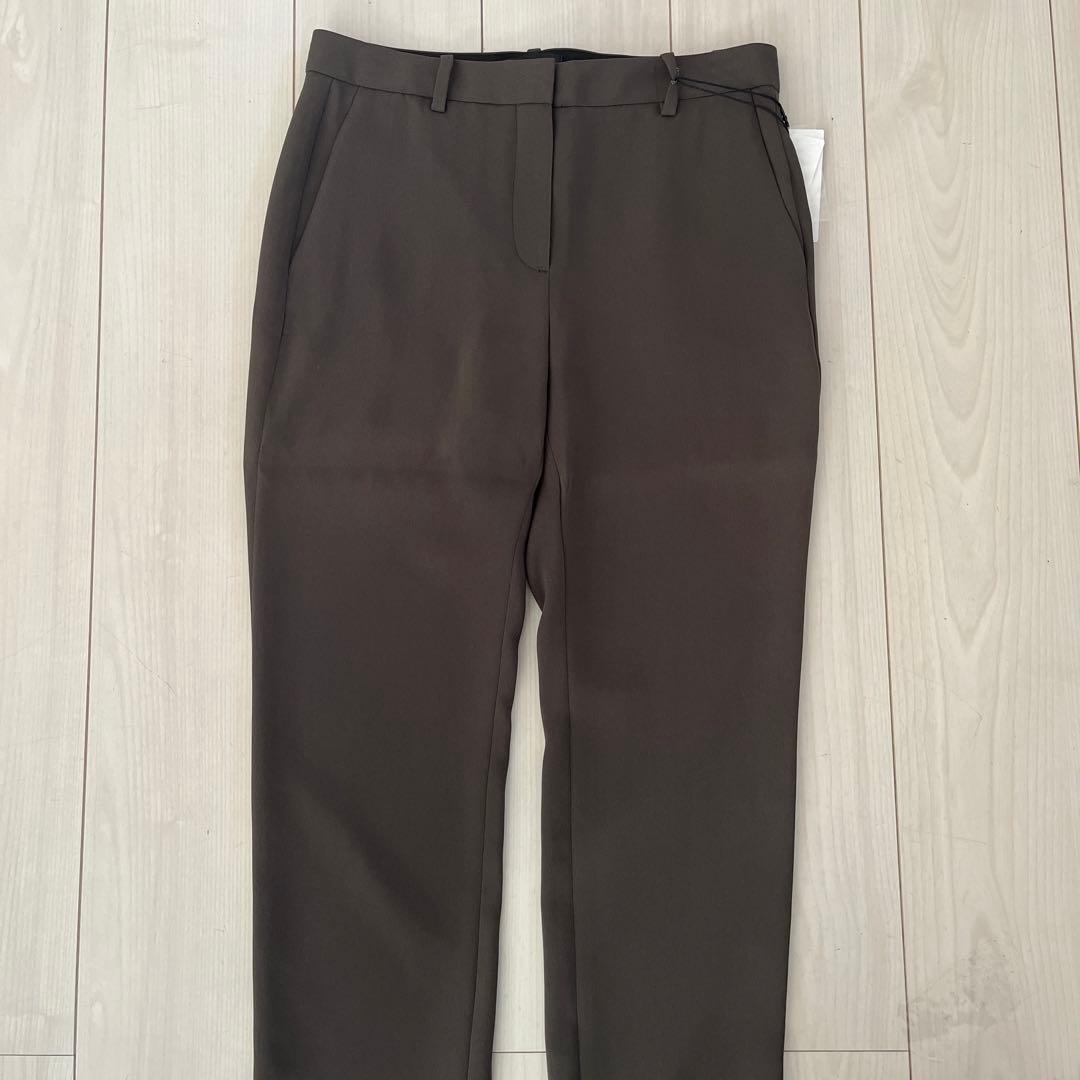 Theory ノーカラー　ビジネススーツ