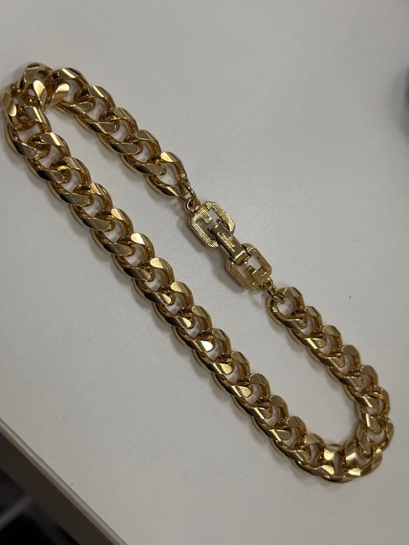 GIVENCHY ゴールド ブレスレット