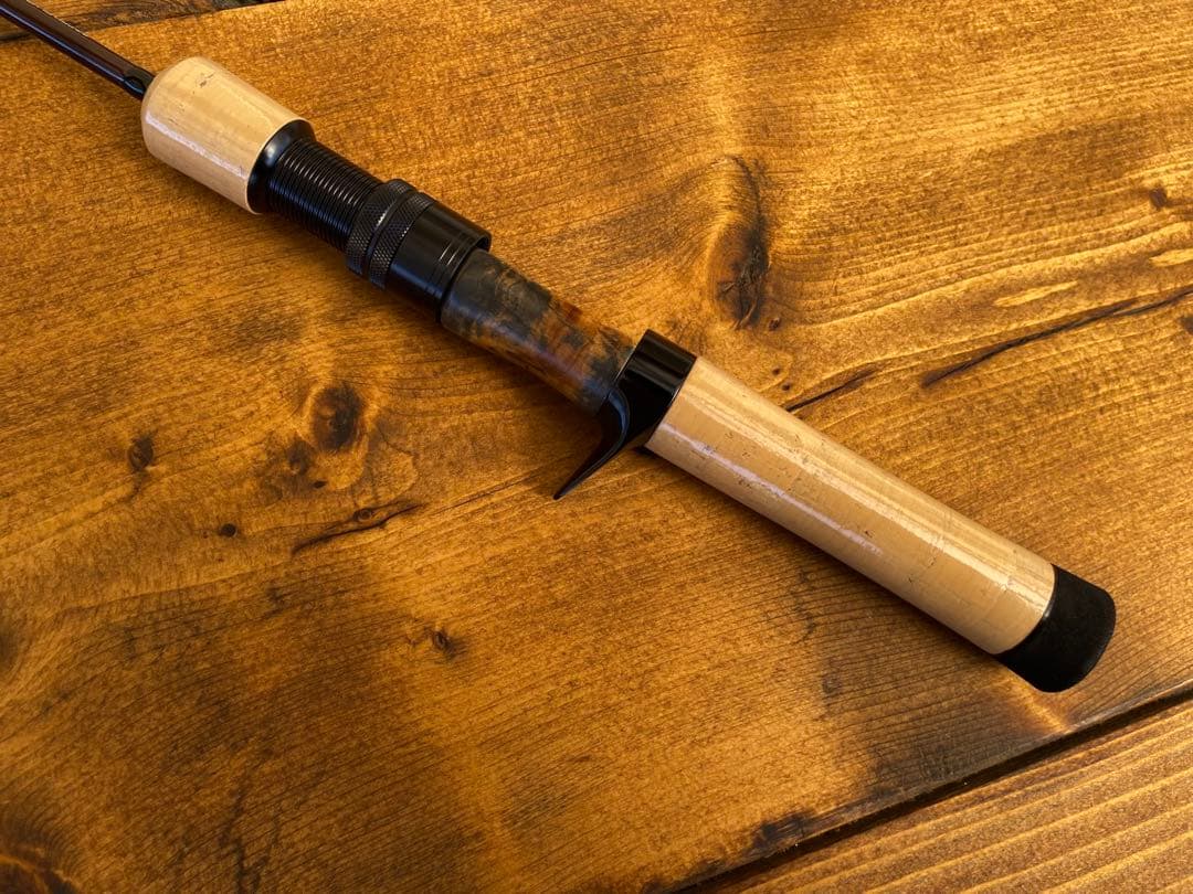 トラウトロッド　パックロッド　ベイトロッド　渓流釣り　天然木グリップ　源流