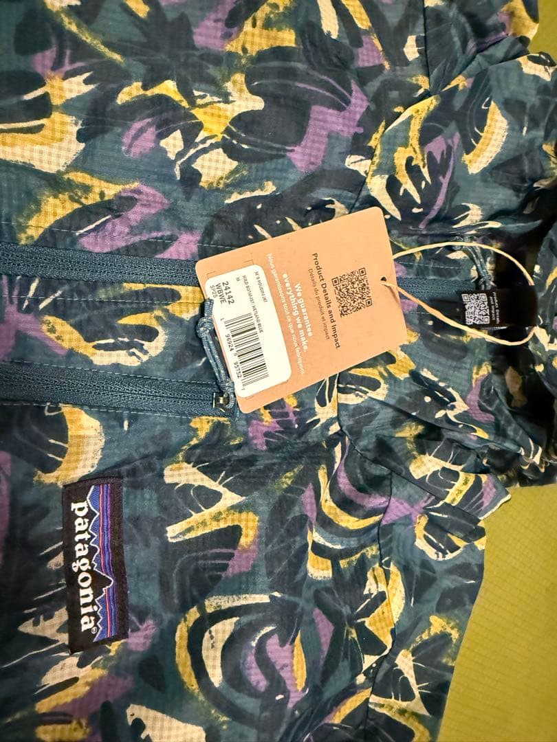 【新品未使用】パタゴニア　メンズフーディニジャケット