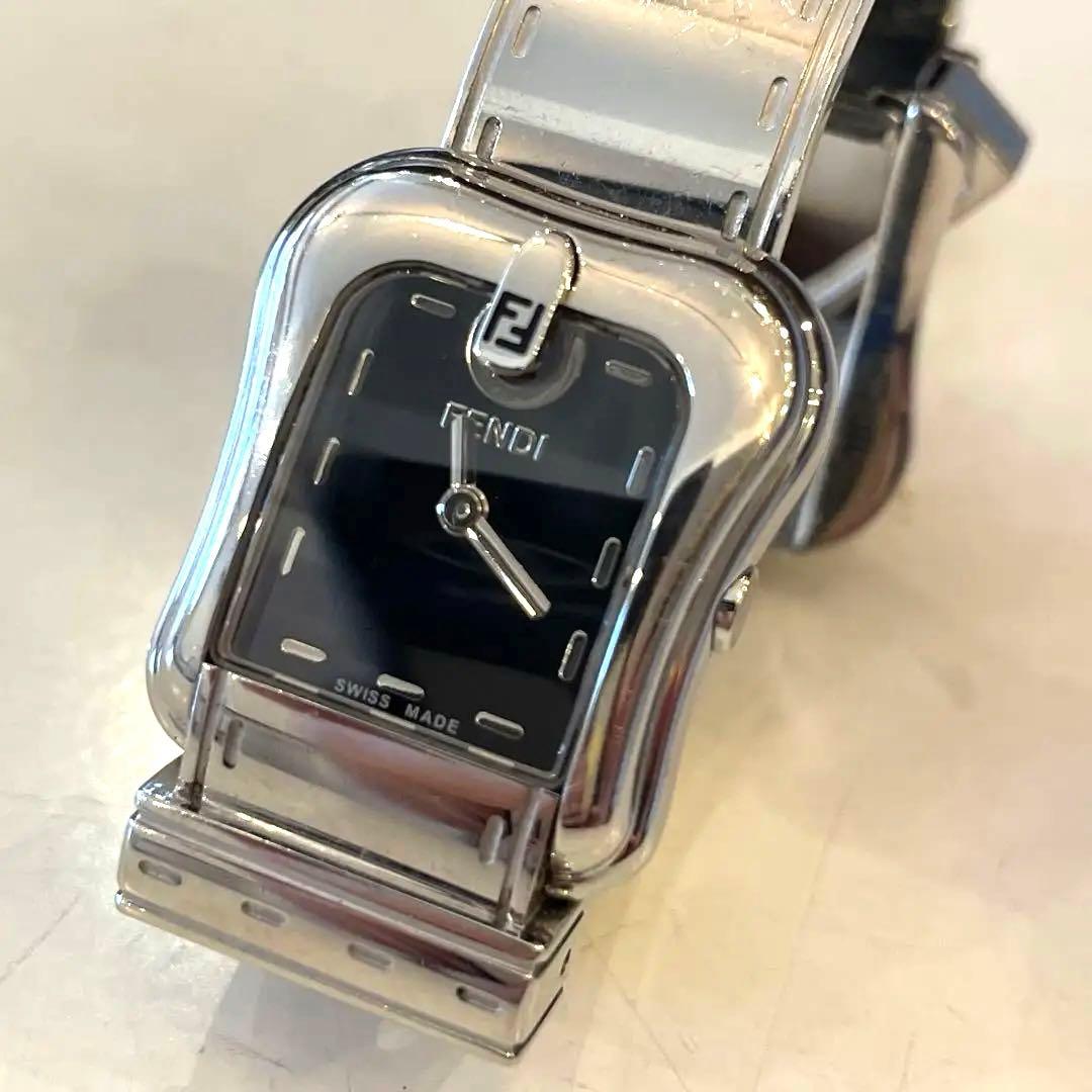FENDI 稼働品 時計 3800L バックルモチーフ