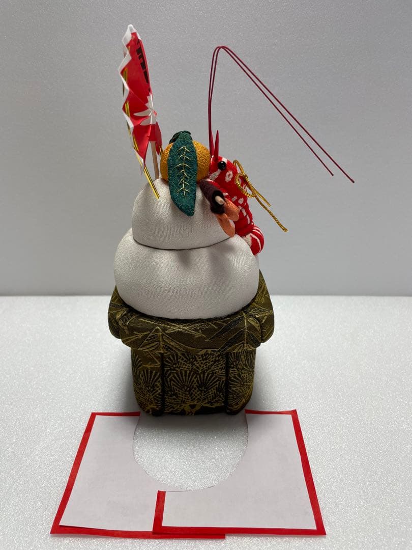 ハンドメイド　木目込み人形　鏡餅　緑系唐松模様の三宝