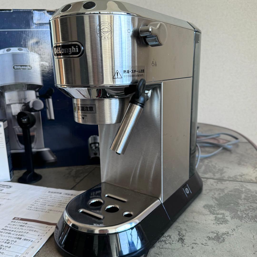 【最終価格】delonghi 　dedica ec680 エスプレッソマシーン