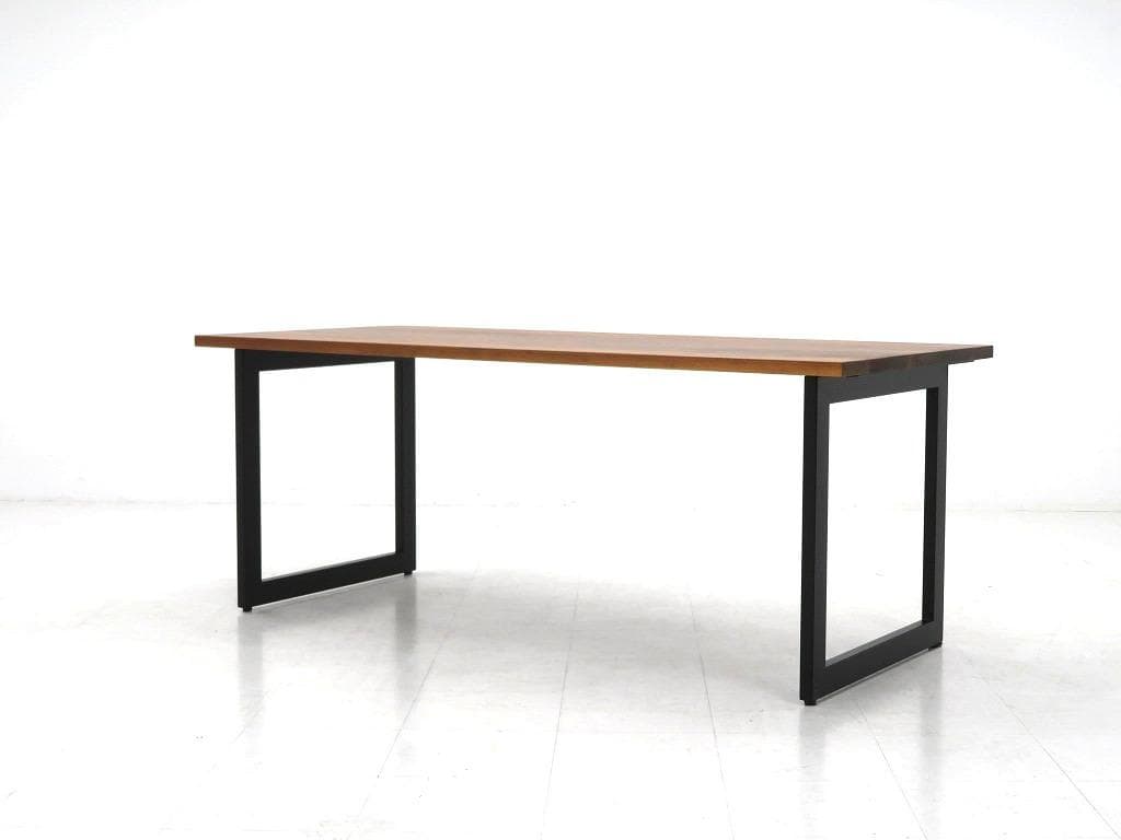 展示品　カーフ　ウォールナット　無垢材　ダイニングテーブル　北欧　モダン