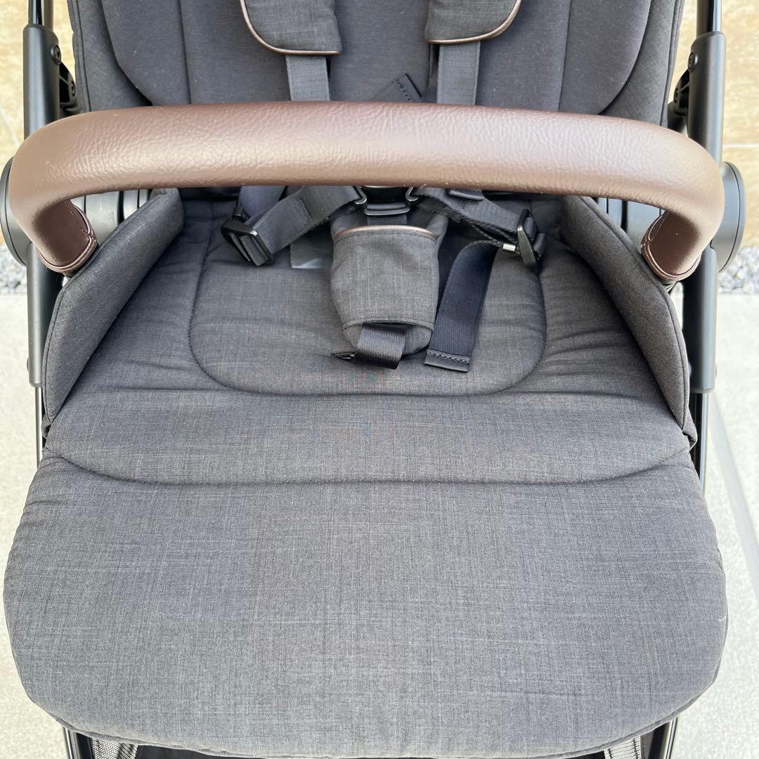 【美品】nuna ヌナ ixxa（イクサ）リベテッド レインカバー付き（未使用）