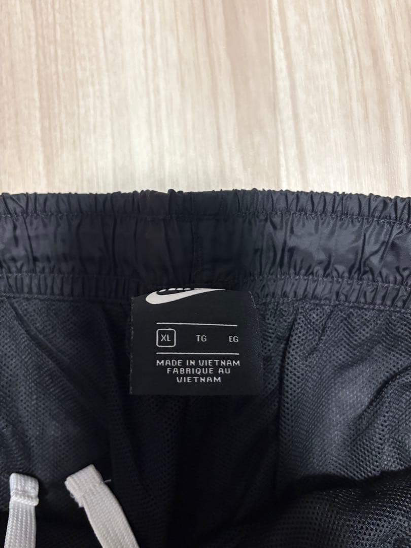 Nike ランニングウェア　ナイロンジャケット　ヴェイパーフライ　ショックス