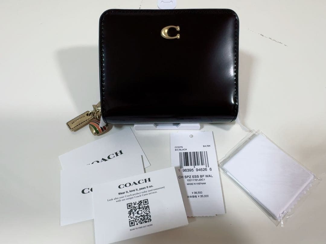 【新品・正規品】コーチ 2つ折り財布