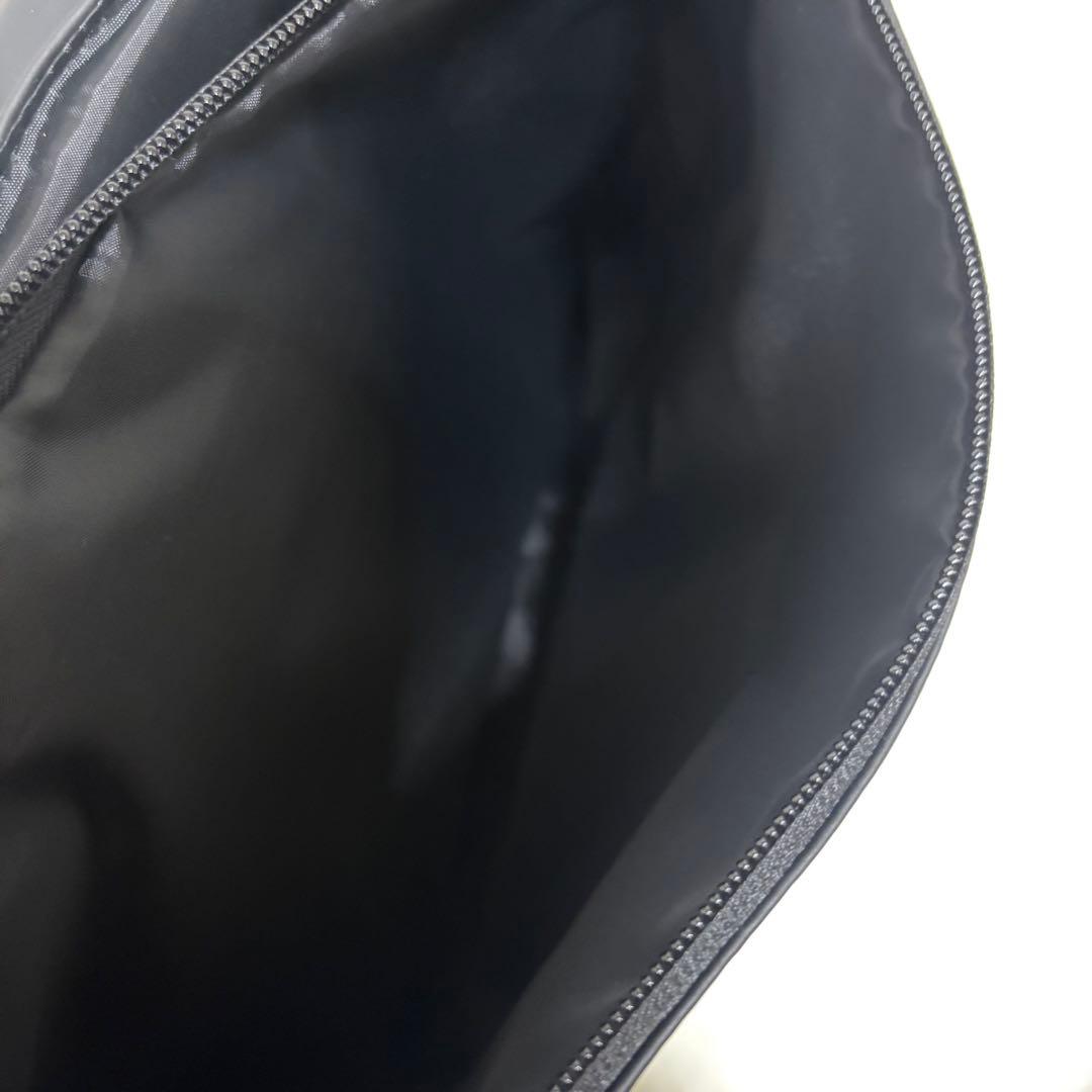 未使用級　DIESEL ディーゼル　メッセンジャーバッグ　ブラック　ビッグロゴ