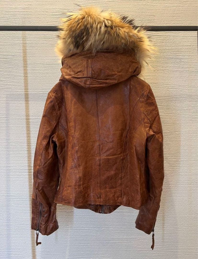 goa ブラウンファー付きショートジャケット