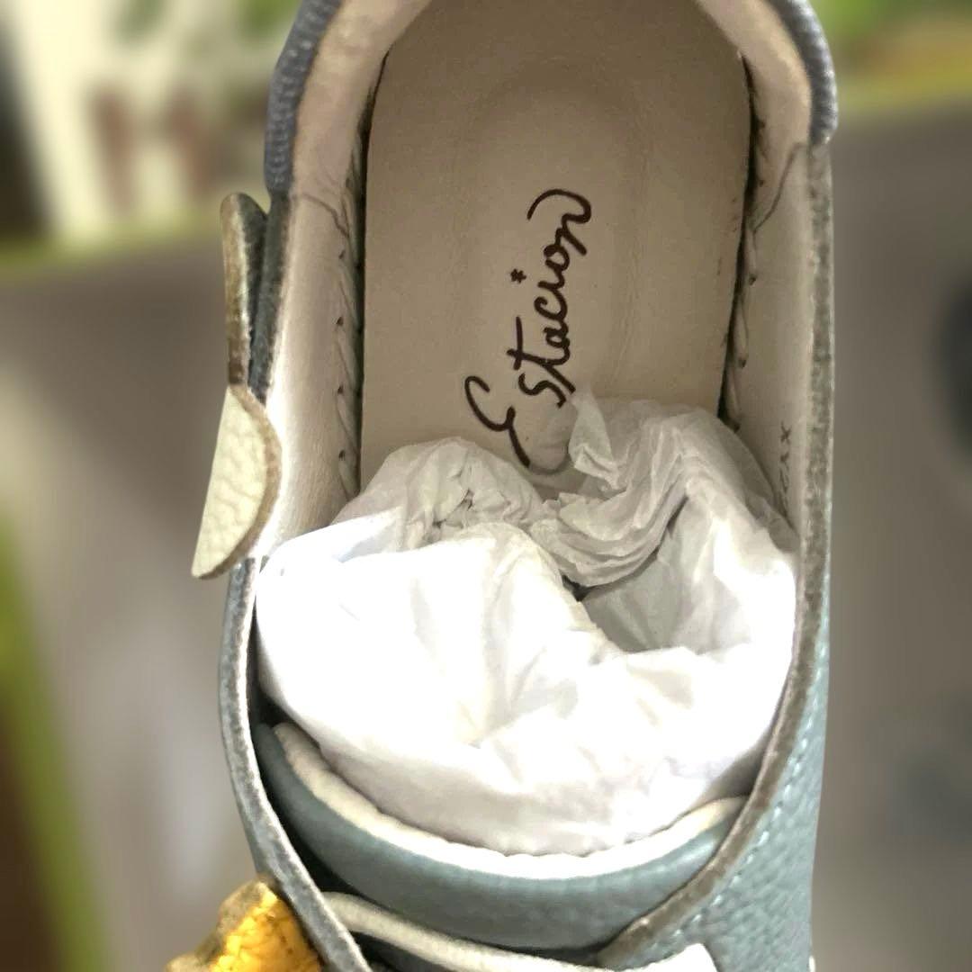 あ*る様 23センチ　エスタシオン チーズを引っ張るだけでワンタッチ、グレー