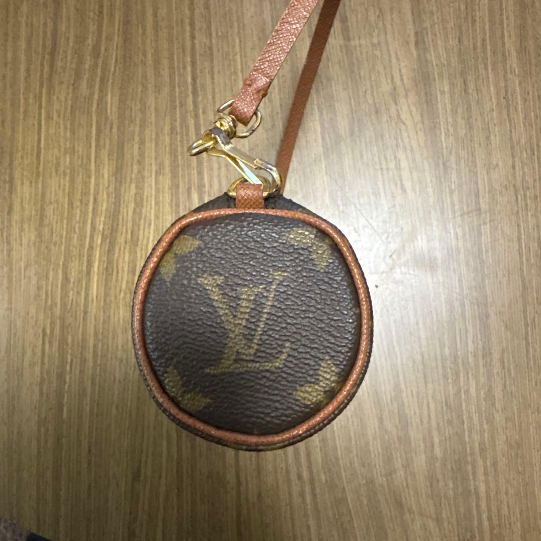 Louis Vuitton ルイヴィトン　モノグラム　パピヨン　ポーチ