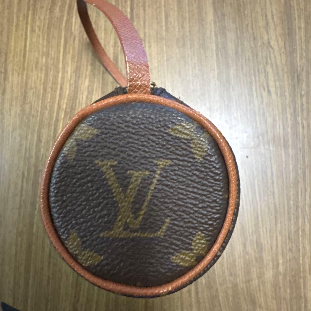 Louis Vuitton ルイヴィトン　モノグラム　パピヨン　ポーチ