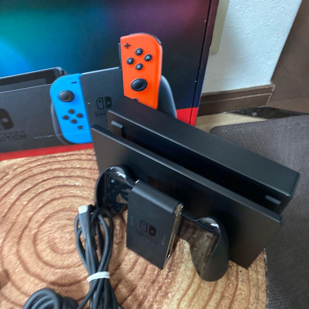 Nintendo Switch ニンテンドースイッチ本体　ネオン