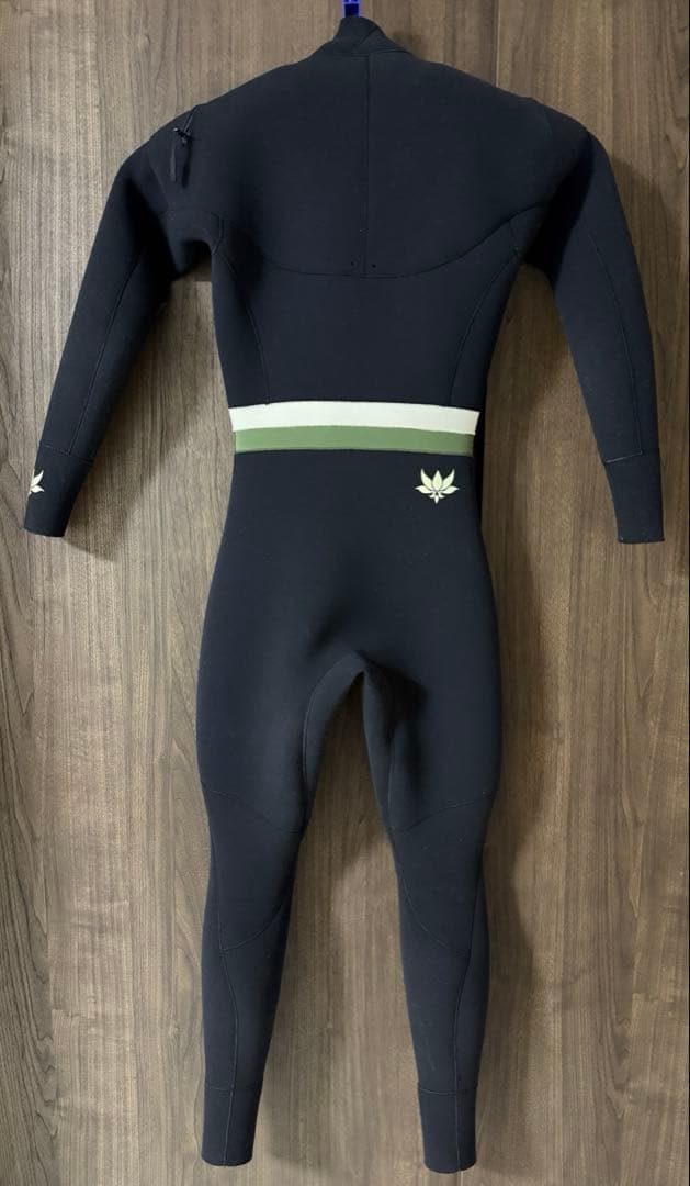 美品　3ミリ　AXXE CLASSIC ジャーフル　レディースML