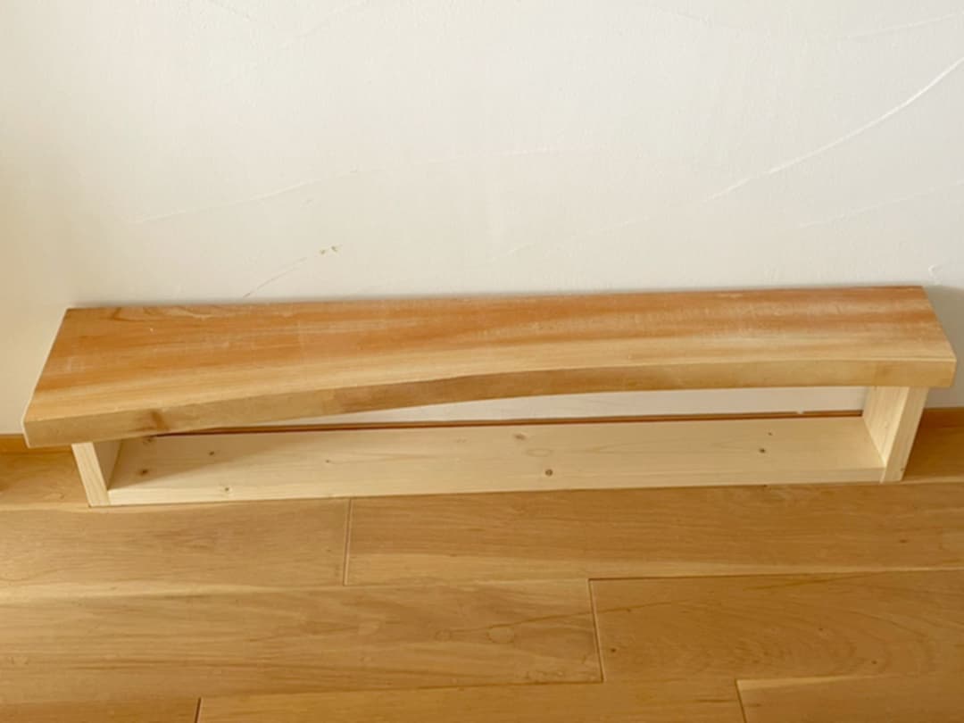 ハンドメイド　耳付き天板　飾り棚