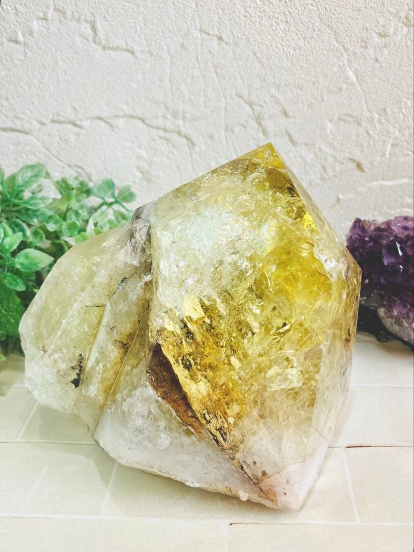 変革の石✨ 虹　オウロヴェルデクォーツ メタモルフォーゼス　セルフヒールド　原石