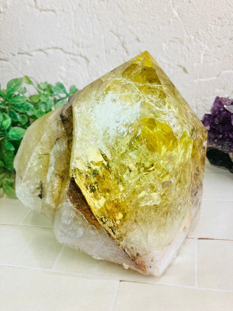 変革の石✨ 虹　オウロヴェルデクォーツ メタモルフォーゼス　セルフヒールド　原石