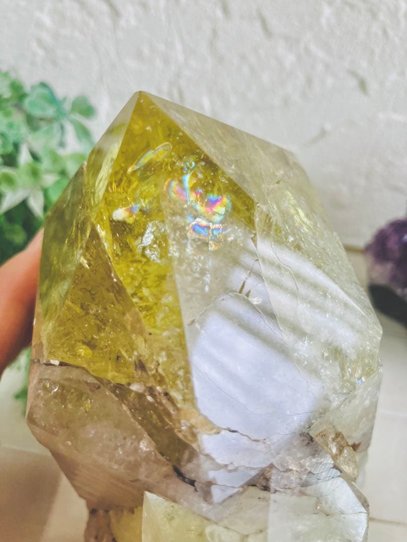 変革の石✨ 虹　オウロヴェルデクォーツ メタモルフォーゼス　セルフヒールド　原石