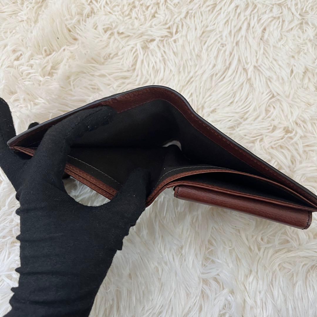 Vivienne Westwood 3Dオーブ 牛革 二つ折り財布 小銭入れ付き