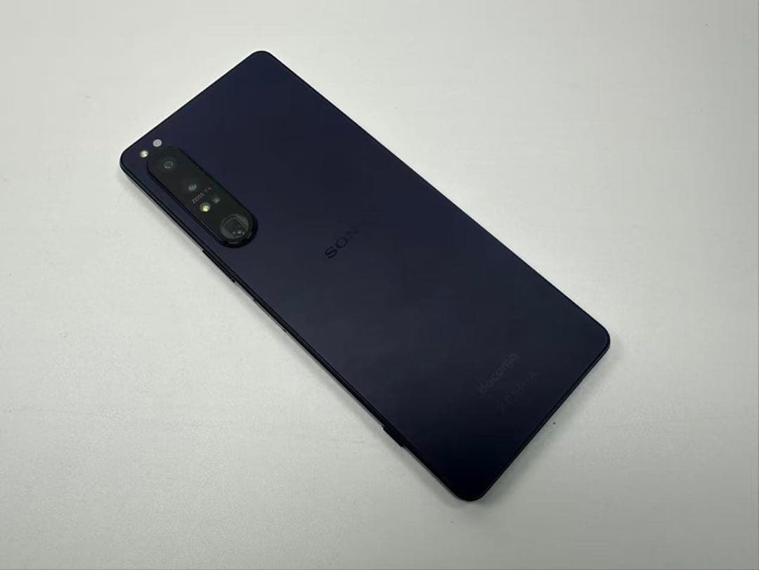 美品 SONY Xperia 1 IV docomo so-51c 紫