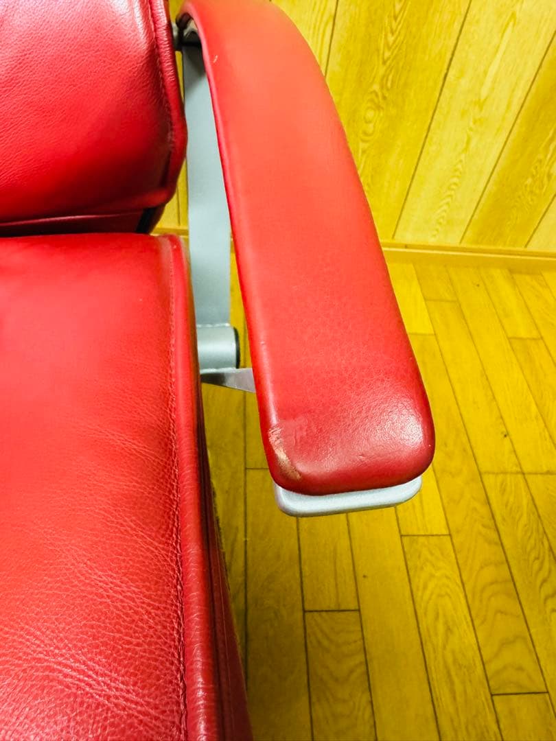 KEBE KE-16 ケベ 本革 レザー パーソナルチェア