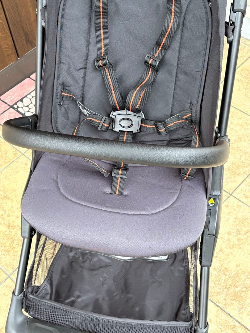 【美品】月曜日まで限定価格！シンコンパクトベビーカーβ 西松屋