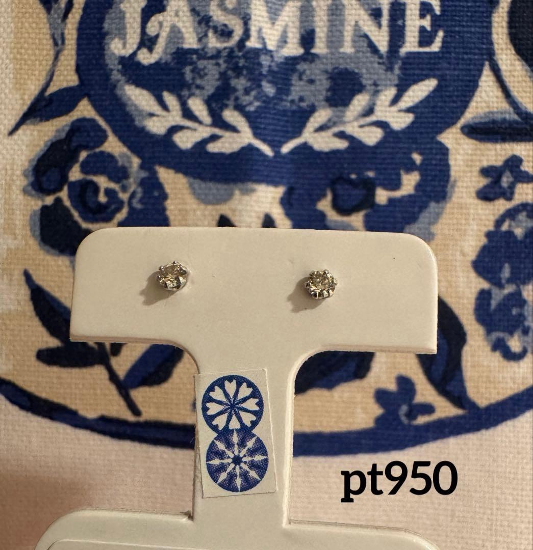 美品　pt950 天然ダイヤモンドピアス　0.1ct プラチナ　保証書あり