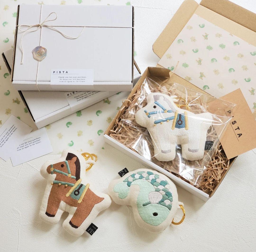 ポニワ イオナ バッグチャーム